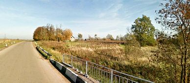 Letztes verbliebenes Haus von Klein Wersmeningken, gesehen von der Insterbrücke, Kreis Pillkallen