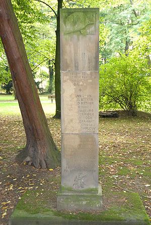 Duesseldorf golzheim friedhof gartenamt.jpg