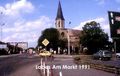 Am Marktplatz 1991 Da die umliegenden Häuser zerstört sind, ist der Blick auf die Kirche frei