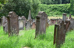 JüdFriedhof-Wissembourg 1074.JPG