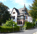 Villa mit Türmchen