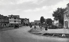 Die Bahnhofstraße in Pogegen