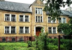 Die ehemalige Volksschule von Tilsit-Preußen, 2005