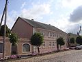 Gasthaus und Reste des Kaufhauses Quesseleit am Feldweg Stand:Juli 2010