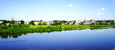 Blick über die Memel auf die Stadt Jurbarkas (Georgenburg)