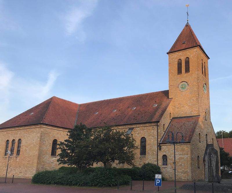 St. Josef, Hollage