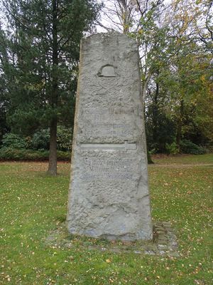 Herford Kriegerdenkmal Infanterie-Regiment 369-01.jpg