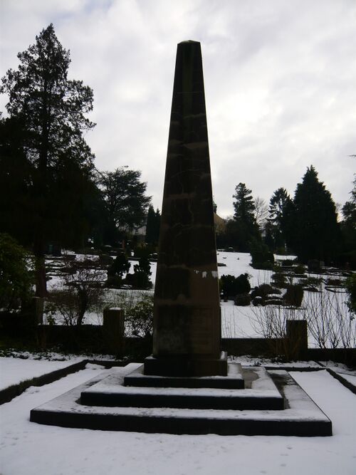 Kriegerdenkmal essen-kupferdreh.jpg